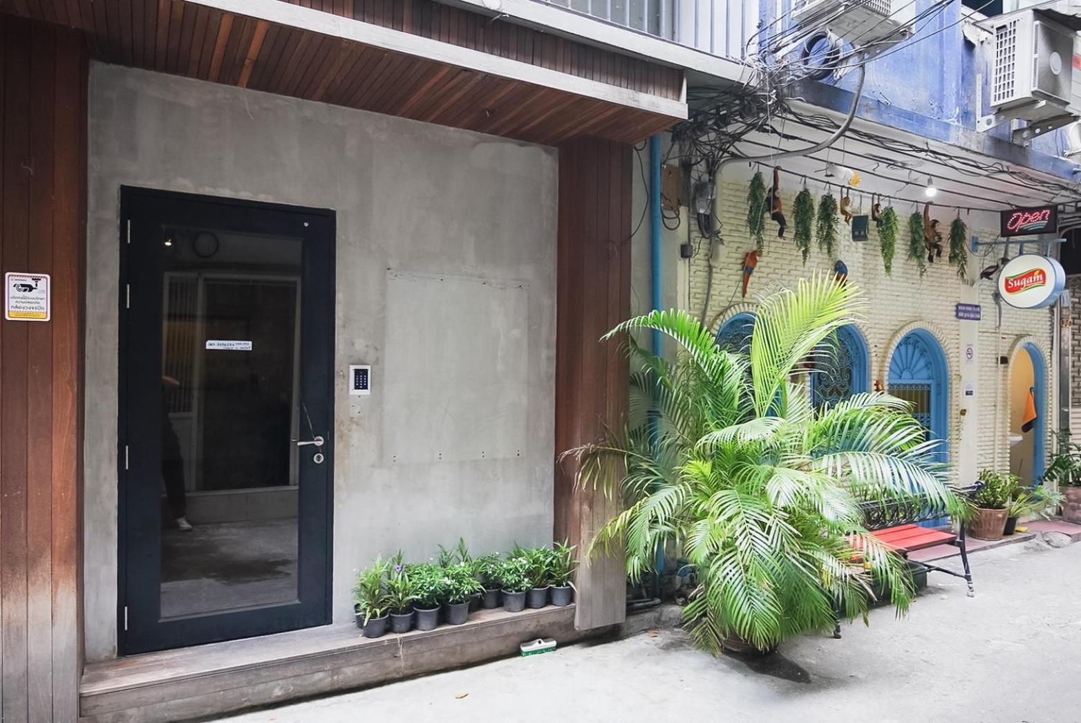 Go Inn Silom โกอินน์ สีลม - สถานีรถไฟฟ้าเซนต์หลุยส์ กรุงเทพมหานคร ภายนอก รูปภาพ