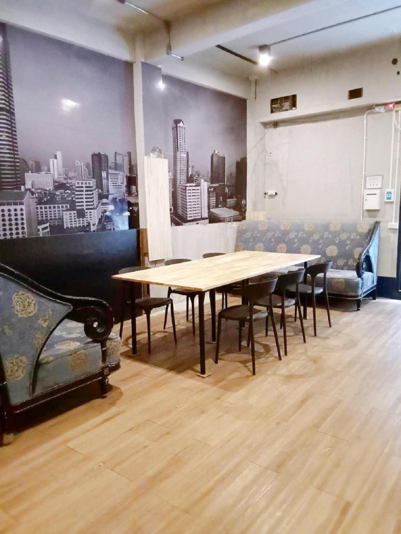 Go Inn Silom โกอินน์ สีลม - สถานีรถไฟฟ้าเซนต์หลุยส์ กรุงเทพมหานคร ภายนอก รูปภาพ