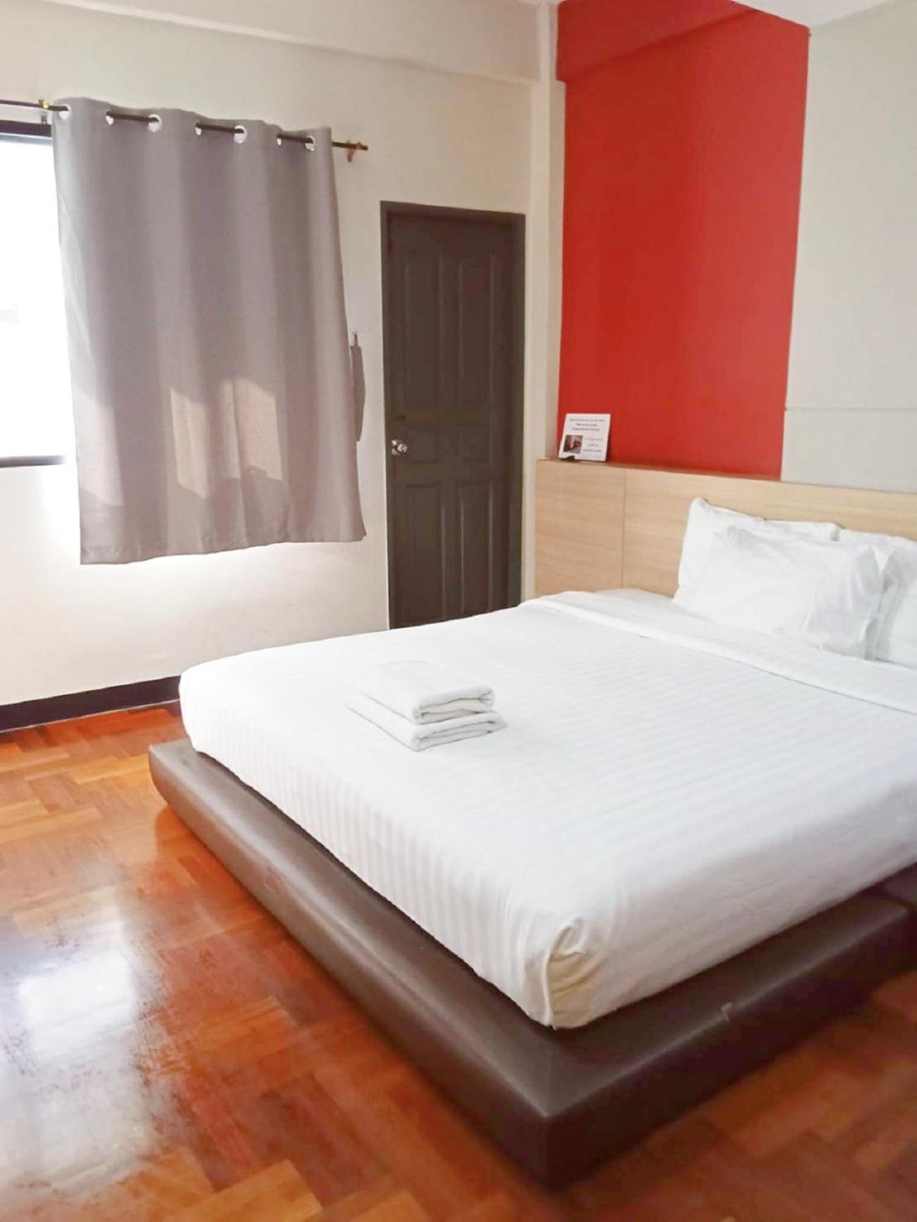 Go Inn Silom โกอินน์ สีลม - สถานีรถไฟฟ้าเซนต์หลุยส์ กรุงเทพมหานคร ภายนอก รูปภาพ